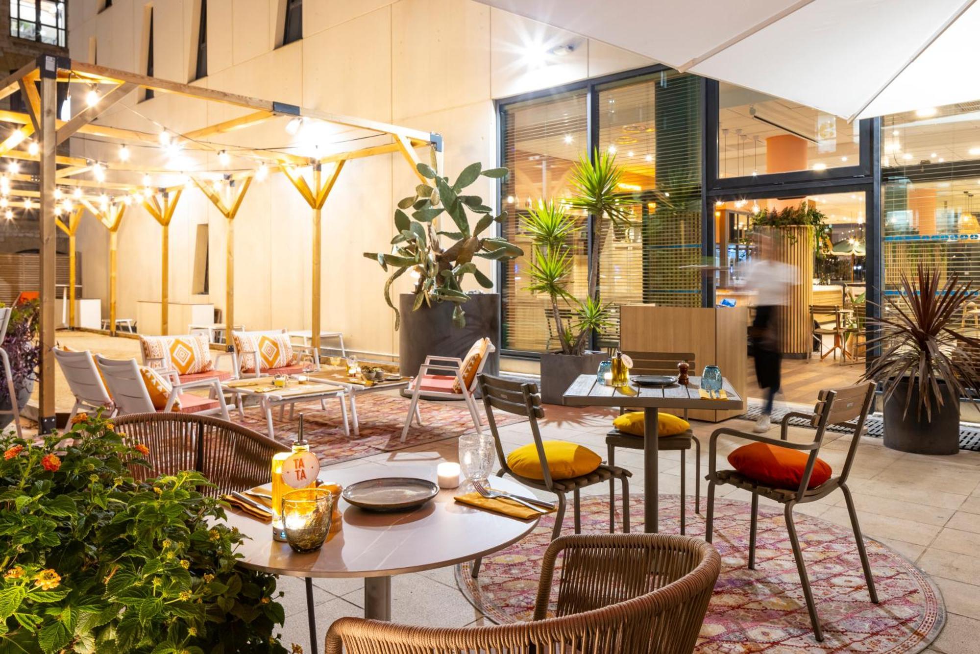 Отель Ibis Marseille Centre Euromed Экстерьер фото
