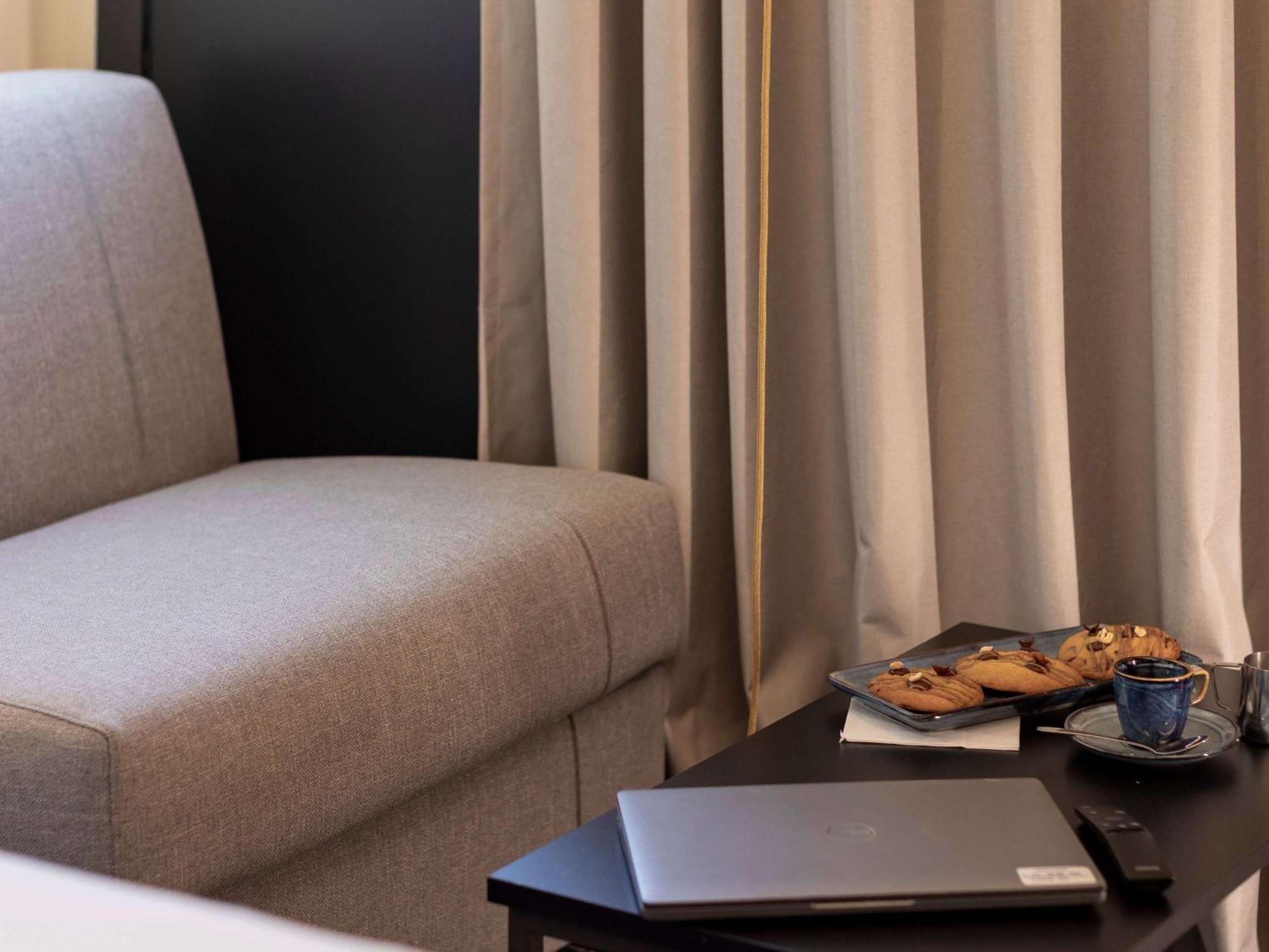 Отель Ibis Marseille Centre Euromed Экстерьер фото