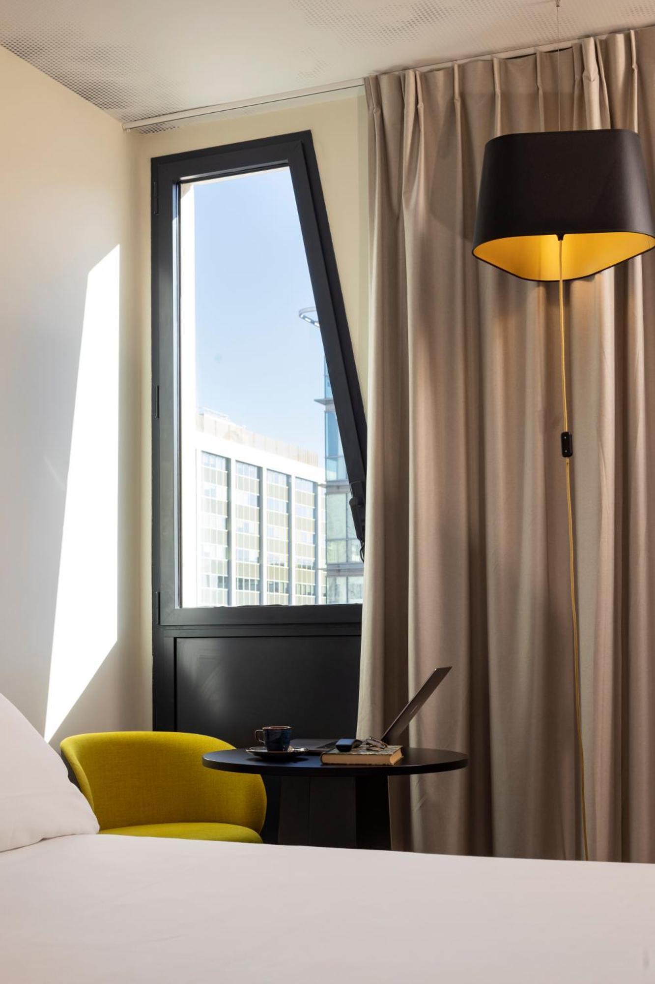 Отель Ibis Marseille Centre Euromed Экстерьер фото